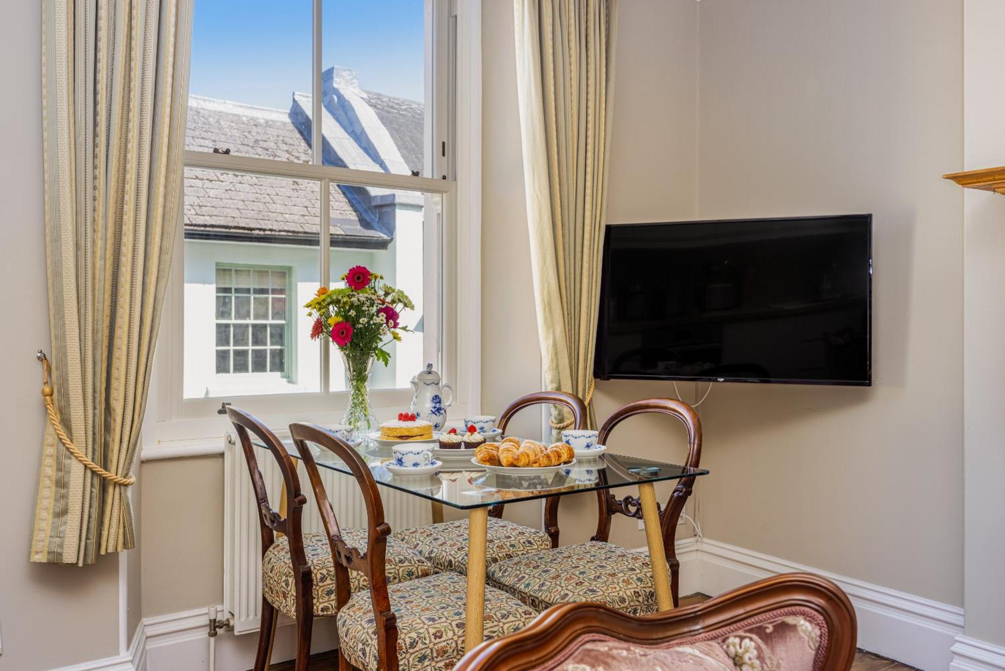 Blue Bliss - Sumptuous, Period Apartment Chagford Exterior photo